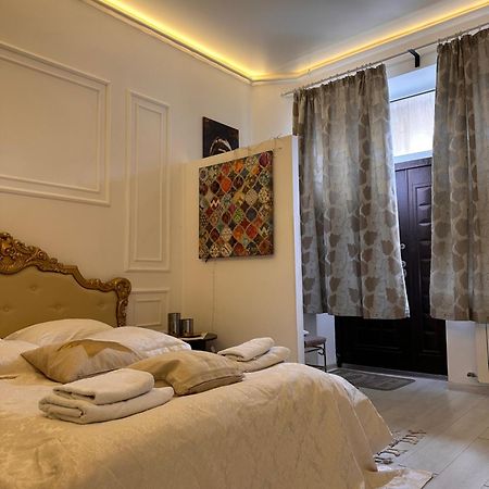 Vintage Apartment Kotlyarska10 ลวีฟ ภายนอก รูปภาพ