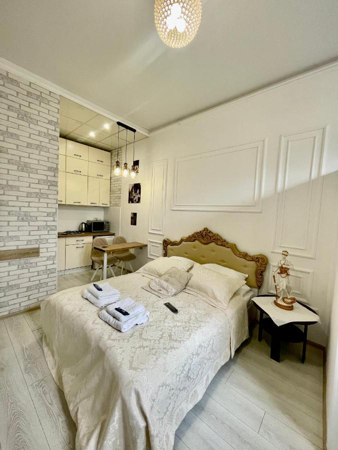 Vintage Apartment Kotlyarska10 ลวีฟ ภายนอก รูปภาพ